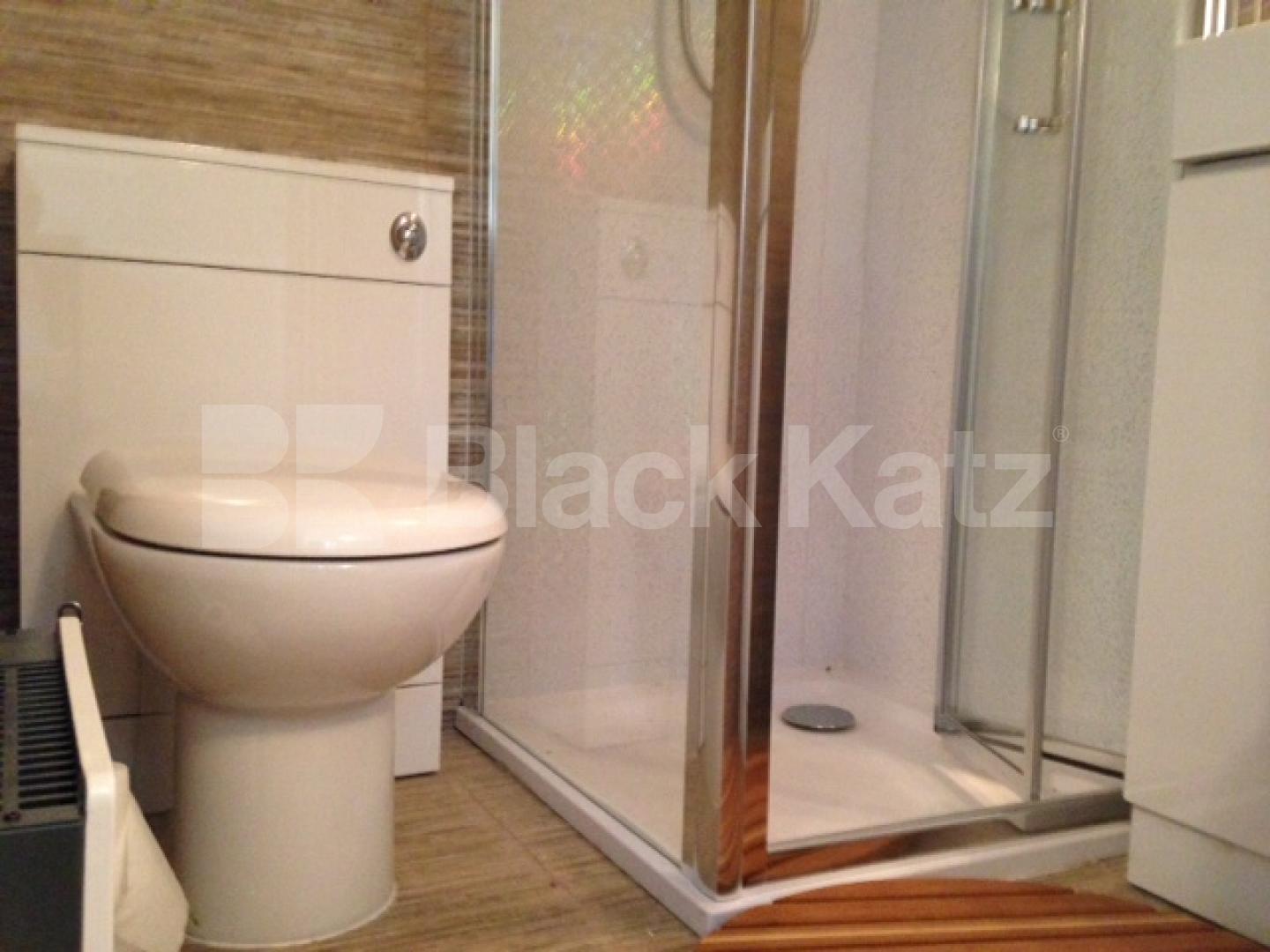 			NEW INSTRUCTION, 1 Bedroom, 1 bath, 1 reception Bungalow			 Rydal Gardens, Kingston Vale